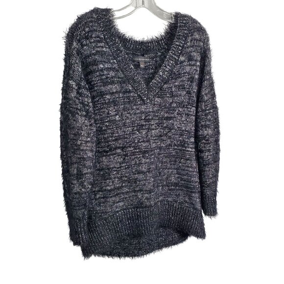 Rock Republic Womens Size L Sweater Plush Fuzzy Metallic Knit Hi Lo Black Silver - Picture 1 of 8